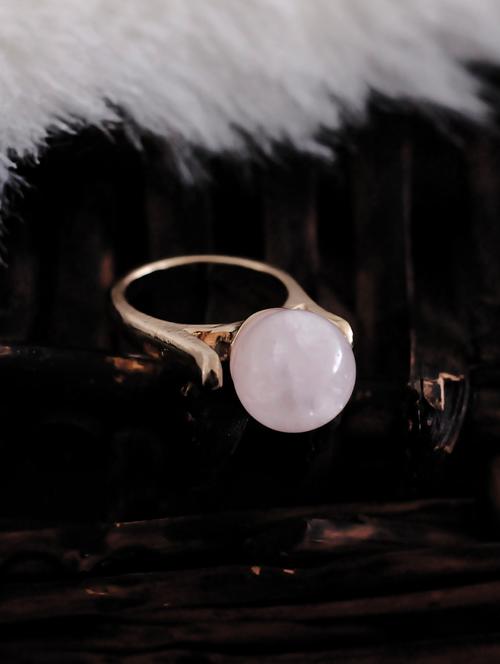 pink metal finger ring - 17565192 - Very Small Image - 1