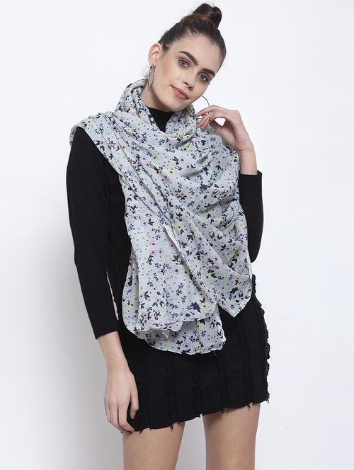 grey polyester stole - 17566127 - Very Small Image - 1