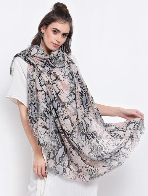 grey cotton stole - 17566149 - Very Small Image - 1