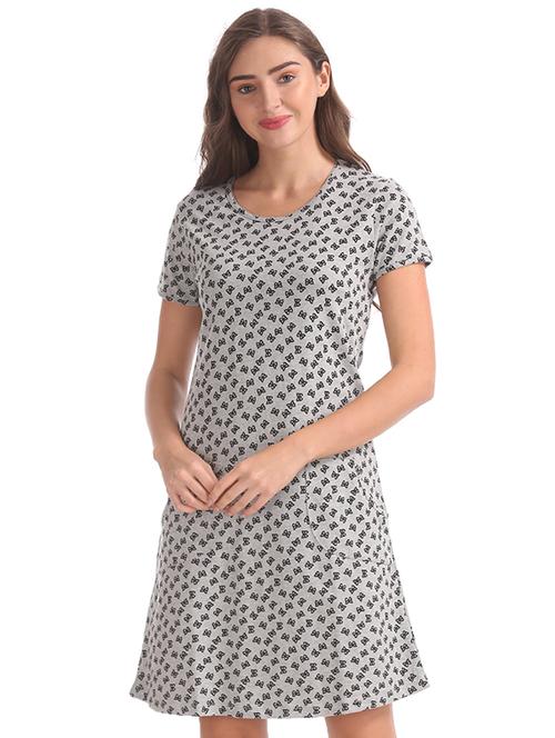 round neck printed t-shirt dress - 17580498 - Very Small Image - 1