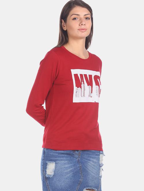 red polyester sweatshirt - 17580916 - Very Small Image - 1