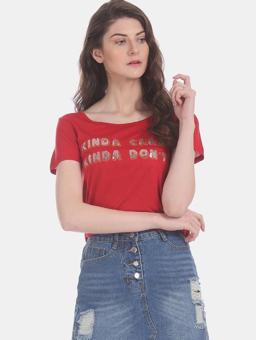 round neck embellished tee - 17581098 - Very Small Image - 1