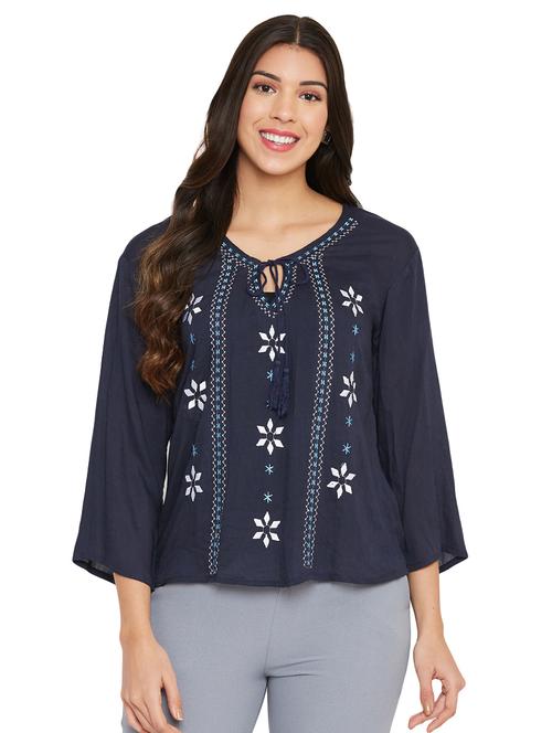 tie up neck printed top - 17585831 - Very Small Image - 1