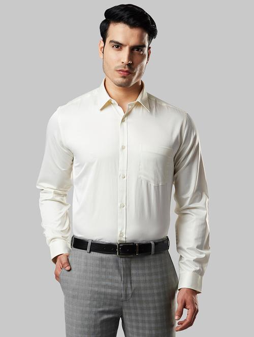 off white solid formal shirt - 17606300 - Very Small Image - 1