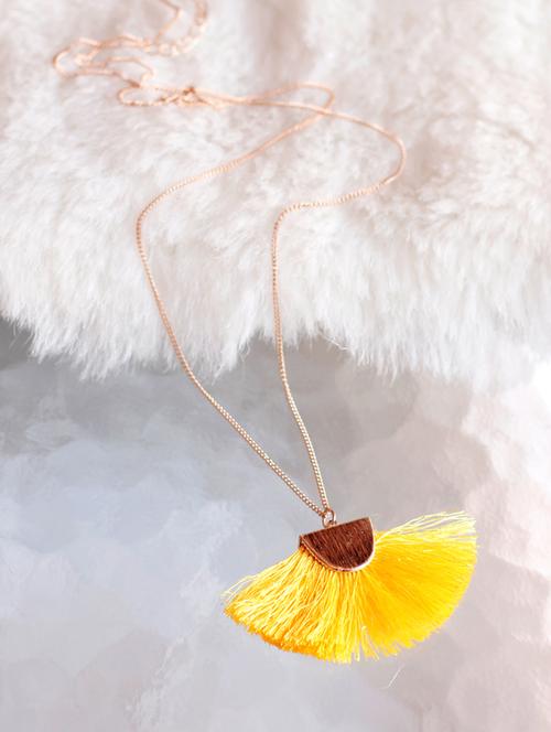 gold metal chain necklace - 17615041 - Very Small Image - 1