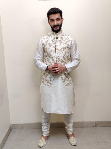 three piece kurta pajama set - 17615343 - Very Small Image - 1
