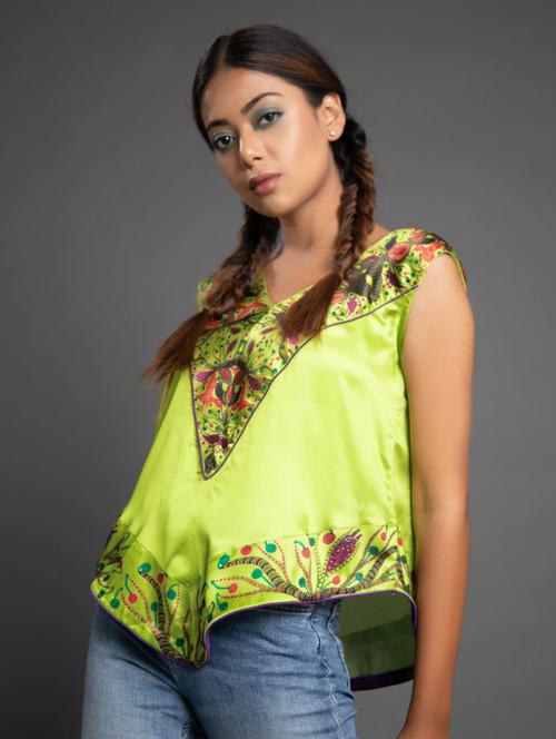 v neck printed boxy top - 17622686 - Very Small Image - 1