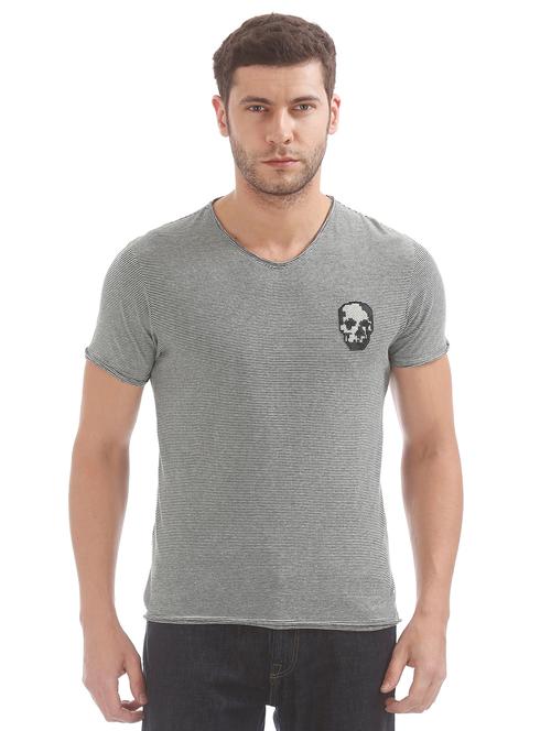 grey striped t-shirt - 17631078 - Very Small Image - 1