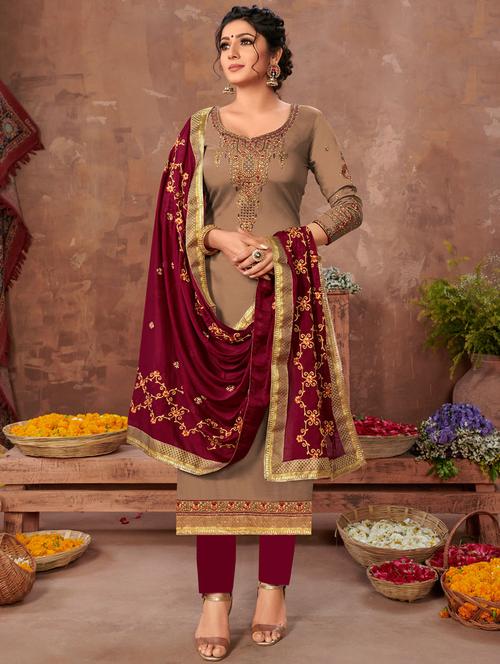 embroidered unstitched suit - 17632946 - Very Small Image - 1