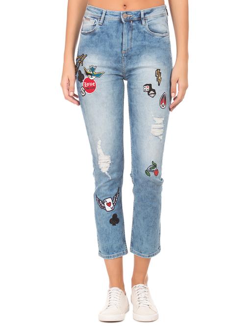 appliqued front stone wash jeans - 17646268 - Very Small Image - 1