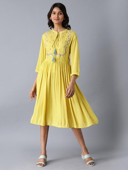 mandarin neck flared dress - 17649424 - Very Small Image - 1