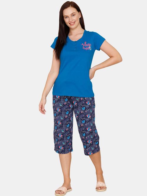 round neck top with capri nightwear set - 17651826 - Very Small Image - 1