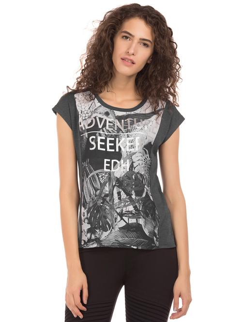 round neck printed tee - 17665416 - Very Small Image - 1