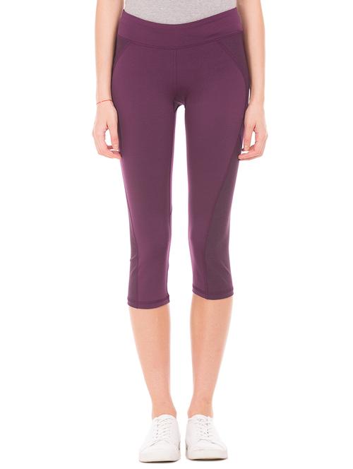 mid rise sports capri - 17666917 - Very Small Image - 1