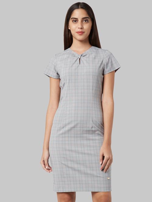 key hole neck checkered sheath dress - 17669617 - Very Small Image - 1