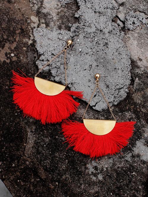 red metal earring - 17678632 - Very Small Image - 1