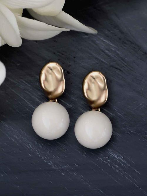 gold metal drop earring - 17678810 - Very Small Image - 1