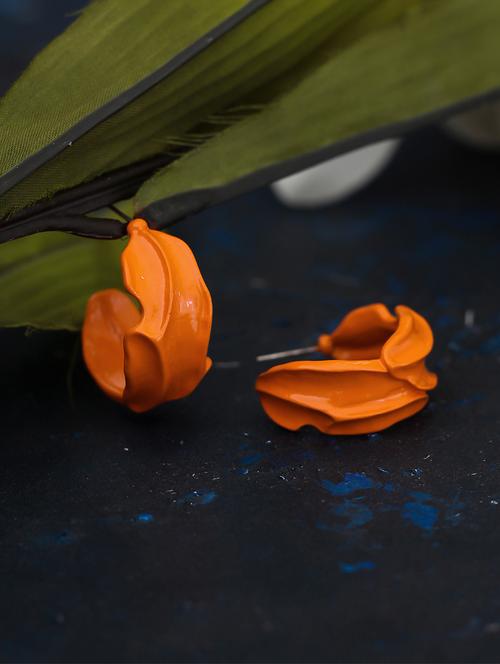 orange metal hoop earring - 17678827 - Very Small Image - 1