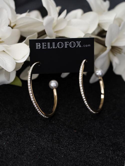 gold metal hoop earring - 17678883 - Very Small Image - 1