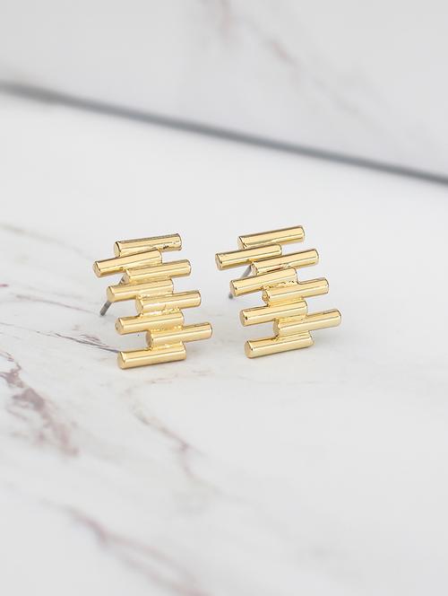 gold metal studs earring - 17678887 - Very Small Image - 1