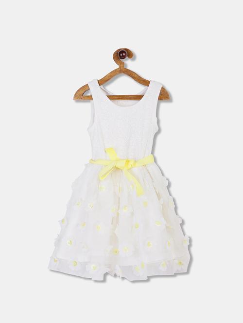 white cotton frock - 17685417 - Very Small Image - 1