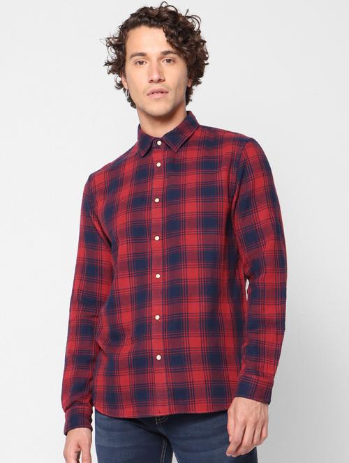 red checkered casual shirt - 17689391 - Very Small Image - 1