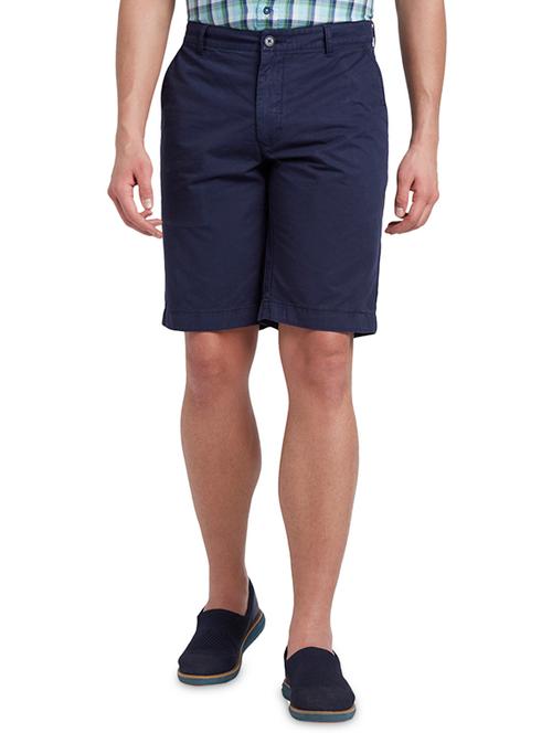 navy blue solid bermuda shorts - 17709631 - Very Small Image - 1