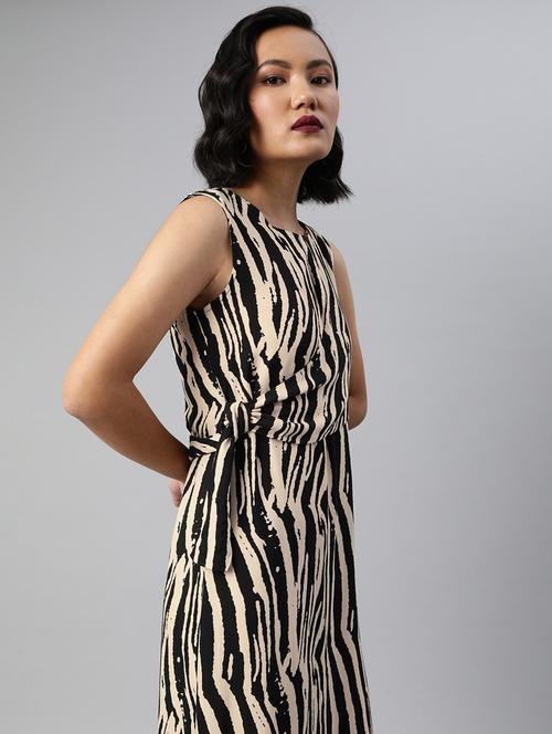 round neck animal wrap dress - 17710077 - Very Small Image - 1