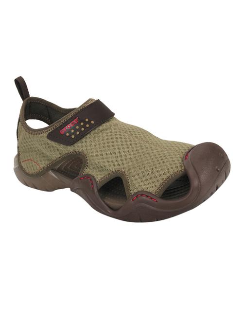 brown croslite back strap sandals - 17726433 - Very Small Image - 1