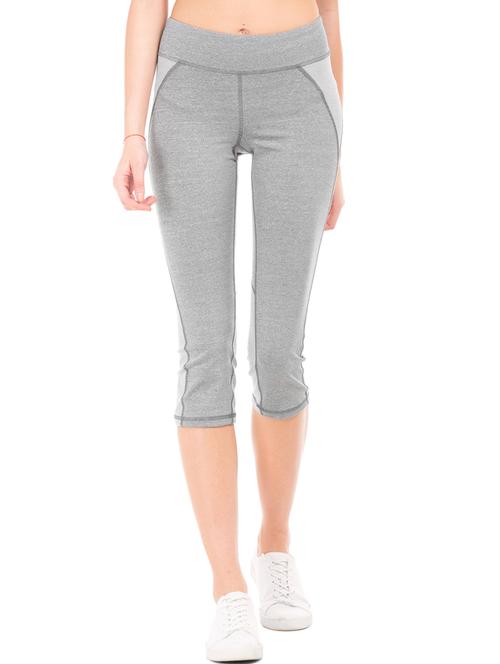 mid rise solid capri - 17727427 - Very Small Image - 1