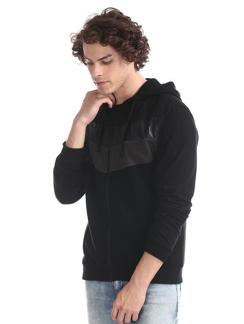 black cut & sew sweatshirt - 17728866 - Very Small Image - 1