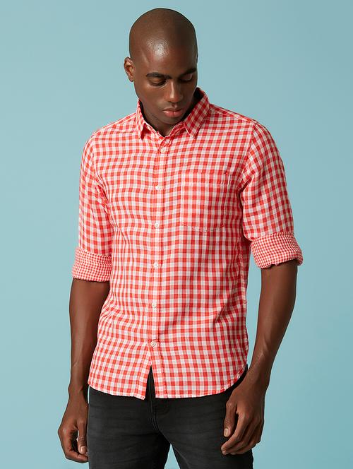 red checkered casual shirt - 17732204 - Very Small Image - 1