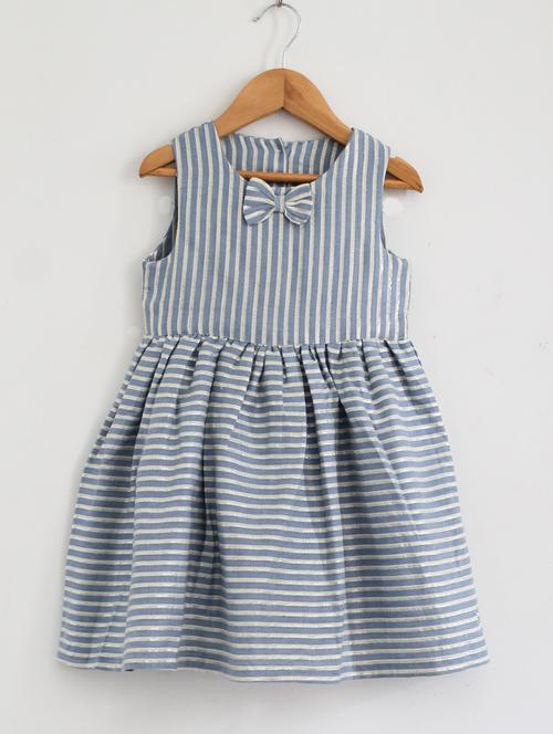 blue striped frock - 17738226 - Very Small Image - 1