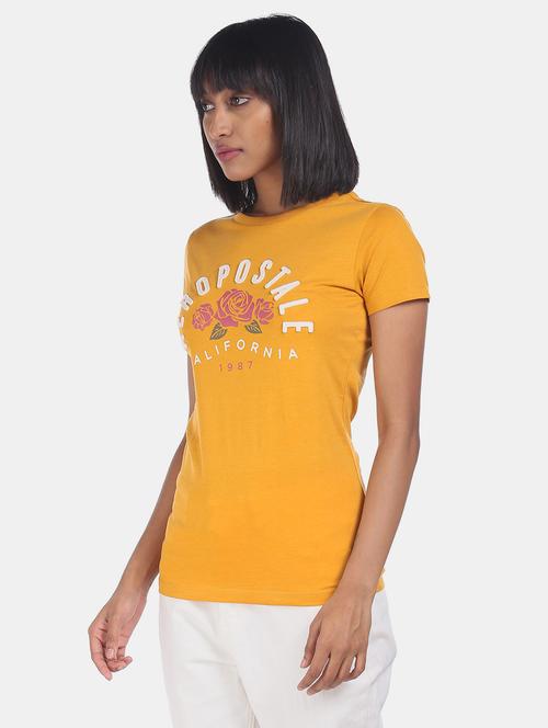 round neck graphic tee - 17739741 - Very Small Image - 1