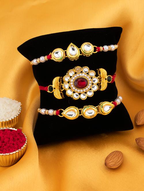 red metal alloy bracelet - 17743385 - Very Small Image - 1