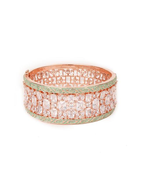 gold metal bangles bracelet - 17756071 - Very Small Image - 1