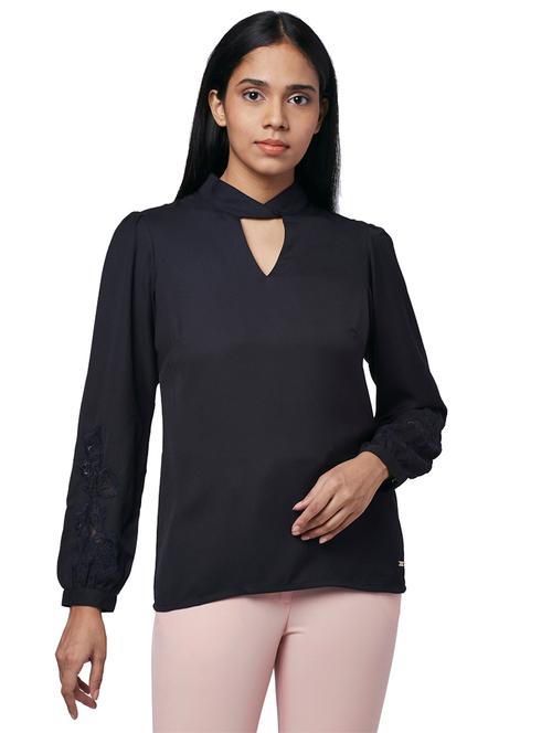 key hole neck solid top - 17759335 - Very Small Image - 1