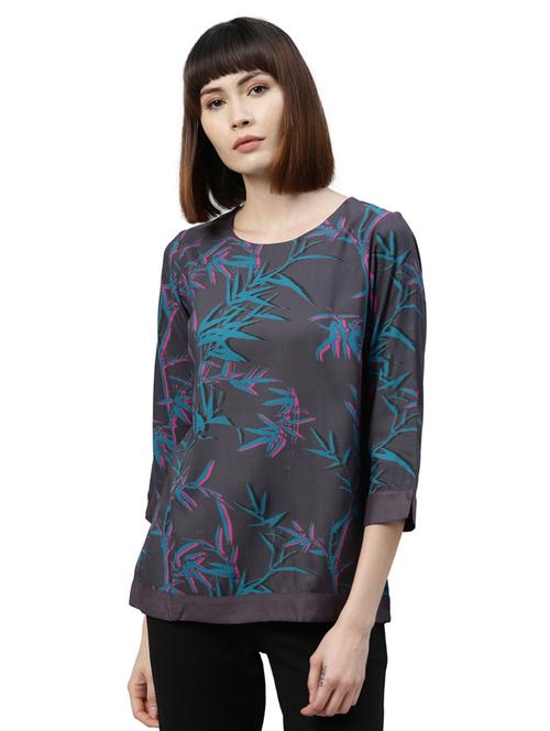 round neck printed top - 17759379 - Very Small Image - 1