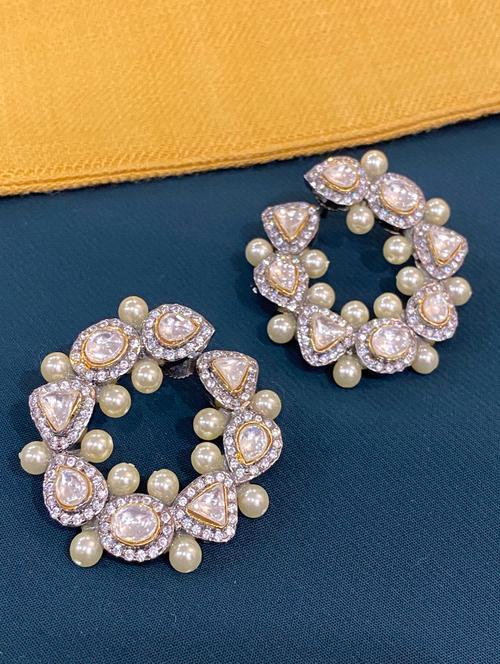 silver brass studs earring - 17762585 - Very Small Image - 1