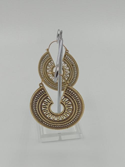 the product in the display is - 17764304 - Very Small Image - 1