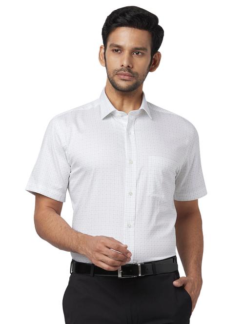 white checkered formal shirt - 17767231 - Very Small Image - 1