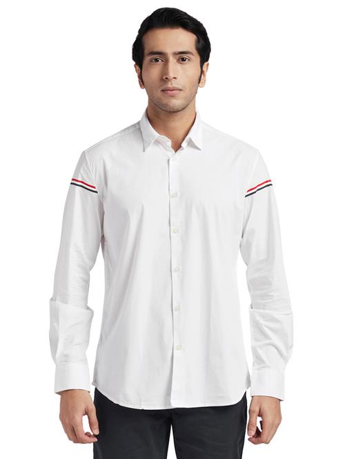 white solid casual shirt - 17767538 - Very Small Image - 1