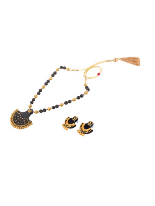 handmade terracotta neckset made from clay - 17769250 - Very Small Image - 1
