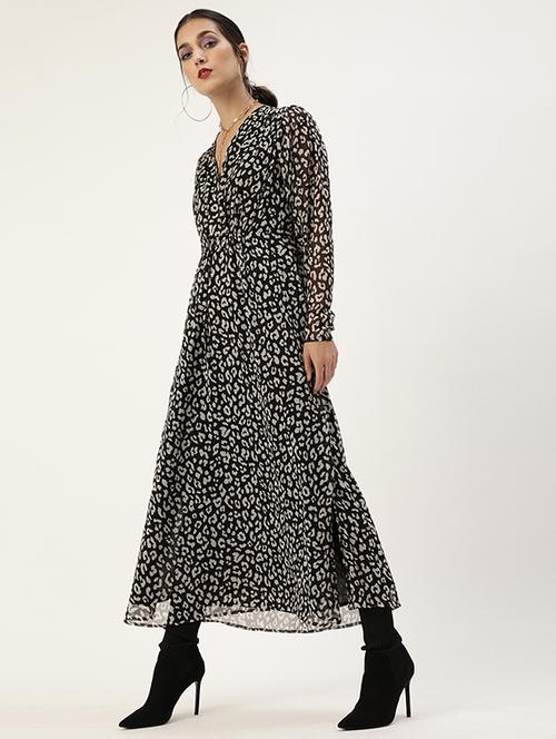 v-neck animal fit & flare dress - 17781535 - Very Small Image - 1
