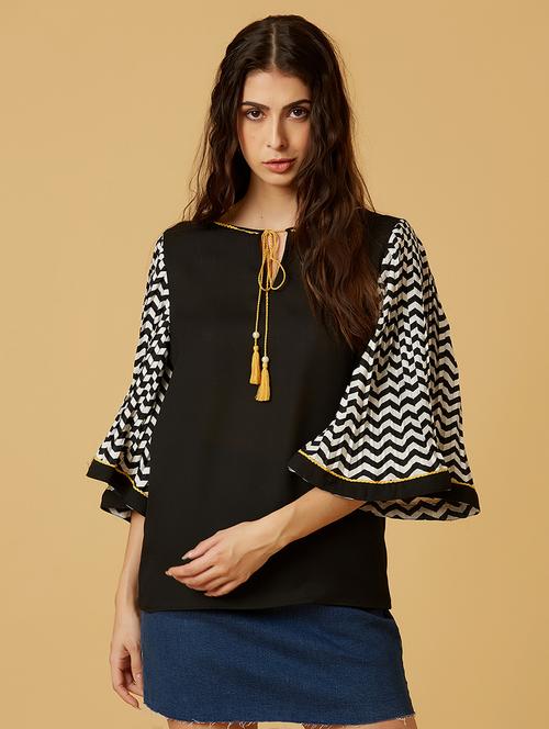 tie up neck bell sleeved top - 17783360 - Very Small Image - 1