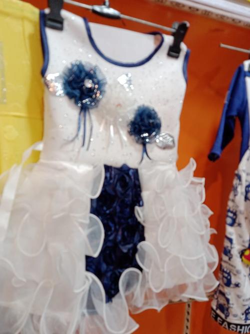kids frocks - 17785784 - Very Small Image - 1