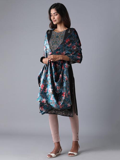 blue viscose shawl - 17790972 - Very Small Image - 1