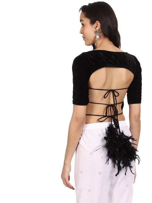 our customer is a trendy woman - 17797456 - Very Small Image - 1