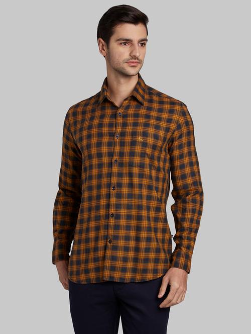 orange checkered casual shirt - 17803638 - Very Small Image - 1