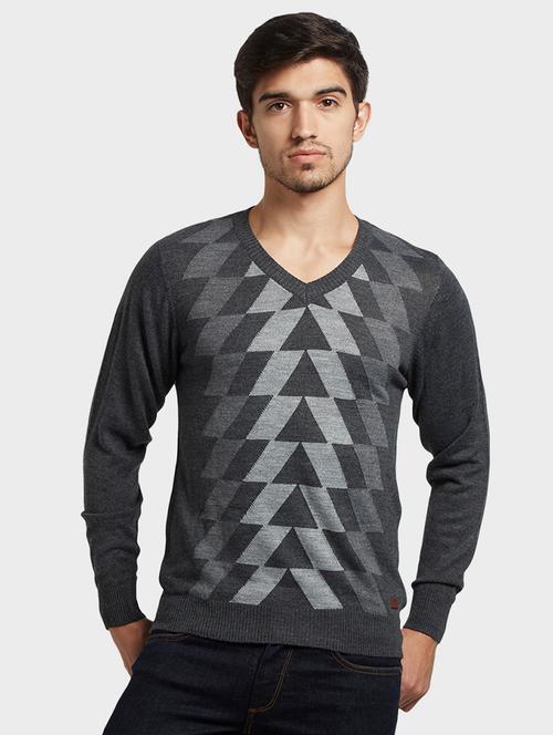 grey geometric print pullover - 17804583 - Very Small Image - 1